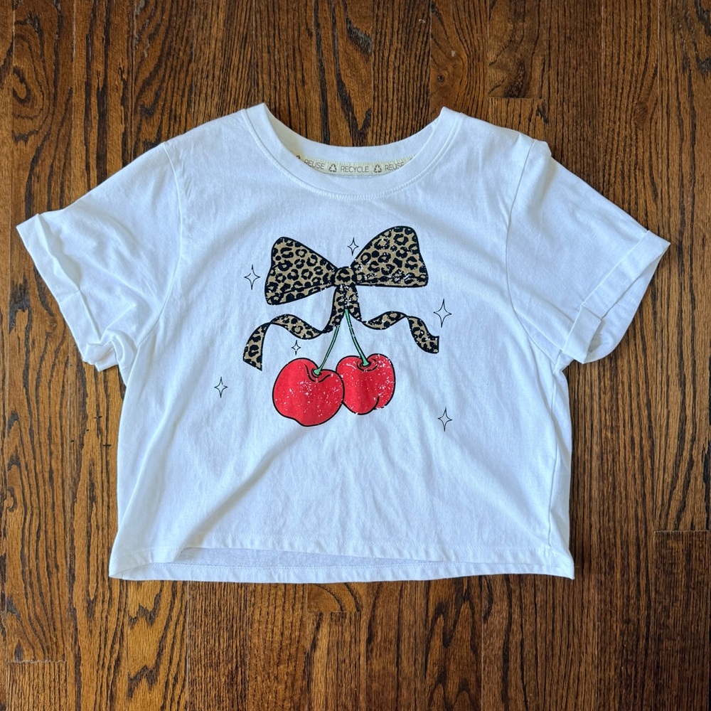 Girls Tee-XS